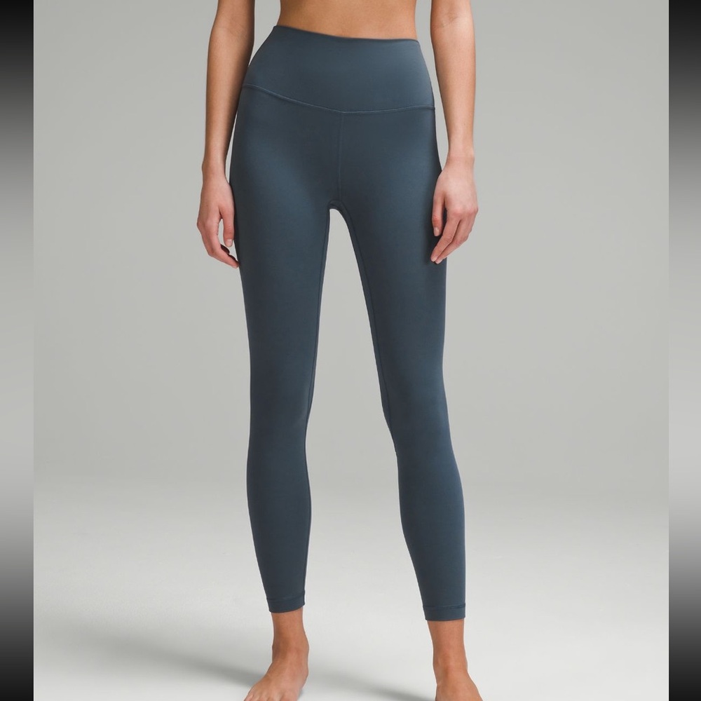 LULULEMON NEW WITH TAGS Align HR Pant 23” leggings